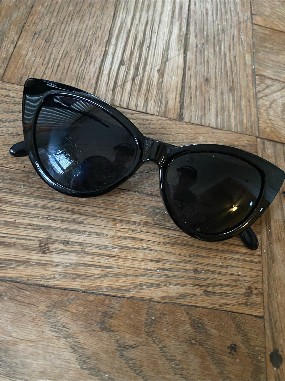 Black cat eye sunglasses
